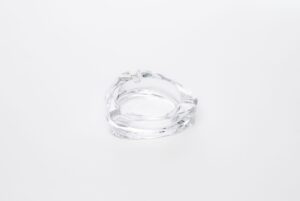 VIDRO - CINZEIRO TRIANGULAR PEQ