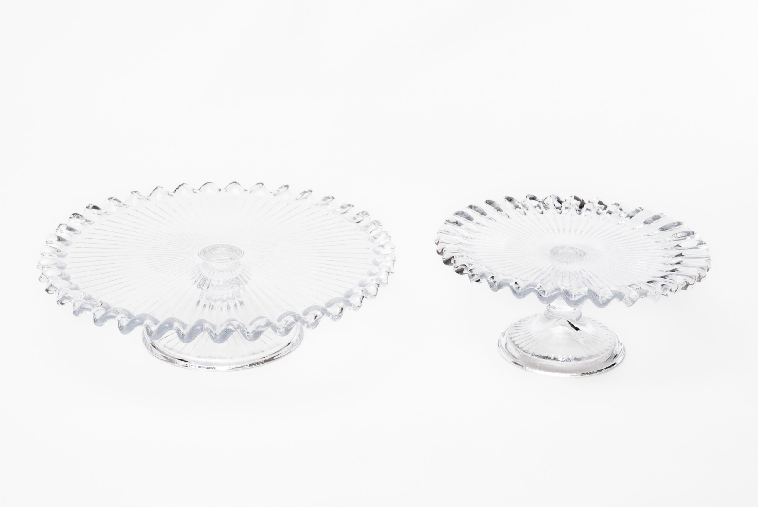 VIDRO - PRATO BOLO ONDULADO MED